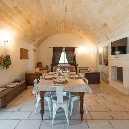 Trulli Olea Villa